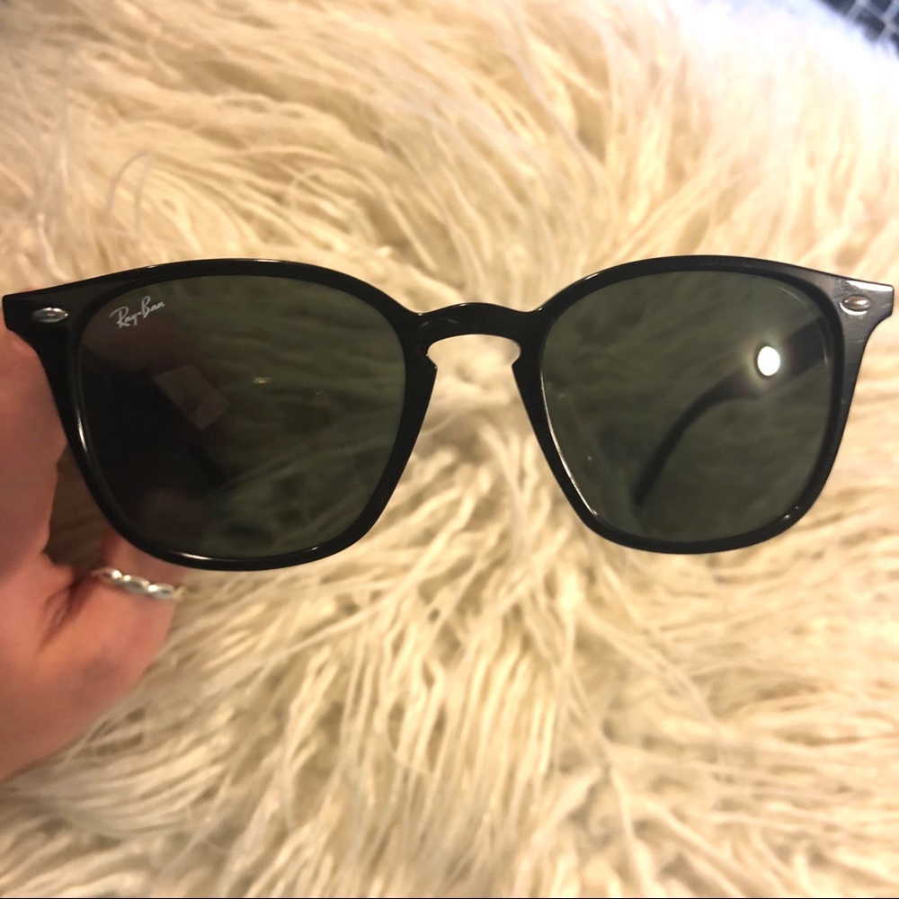 Ray Ban Sunglasses- Black✔️✔️
